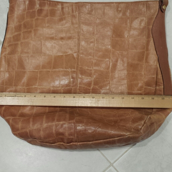 Italian Large Handbag - Picture 6 of 10